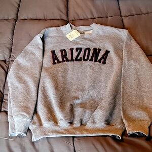 Gildan heavy duty gray Arizona sweetshirt. Size meduim.